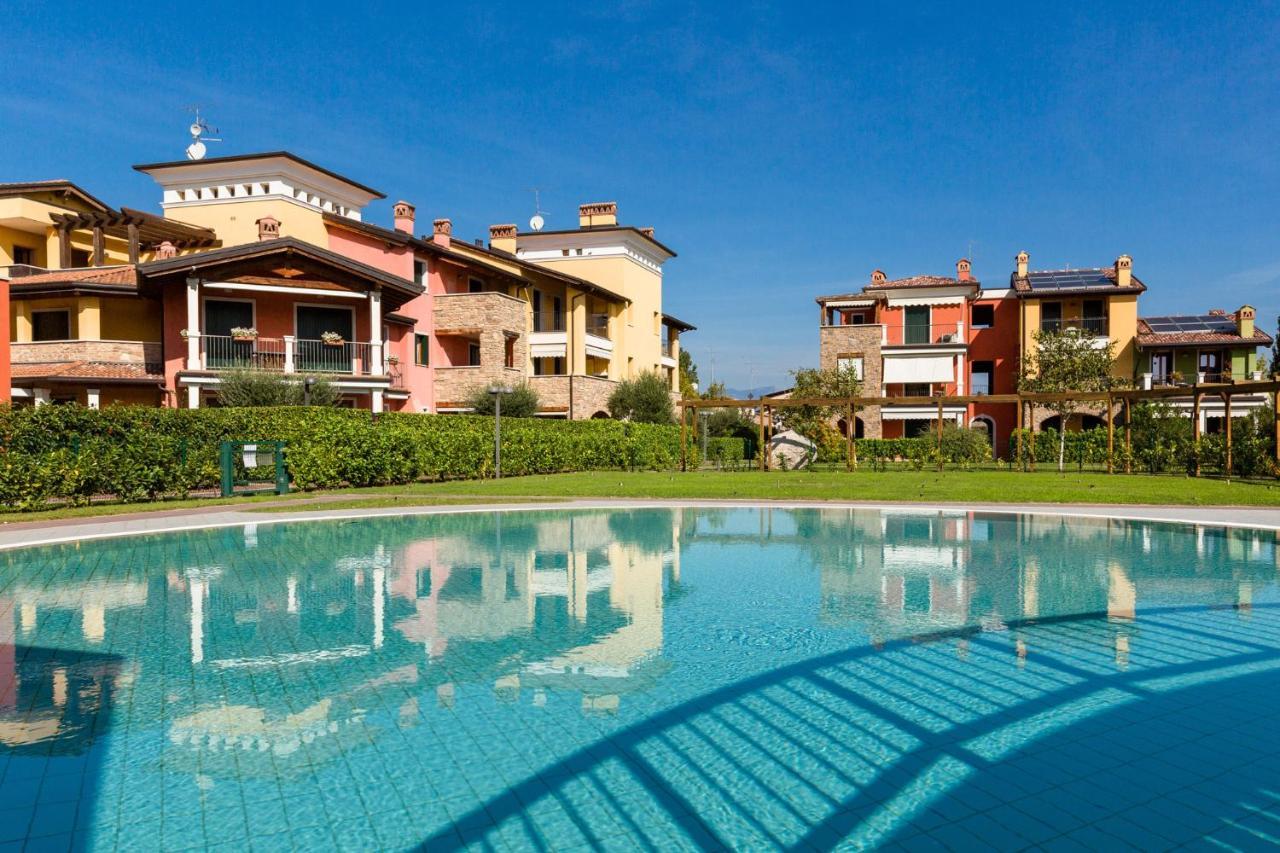 Ferienwohnung Lucy Sirmione Exterior foto
