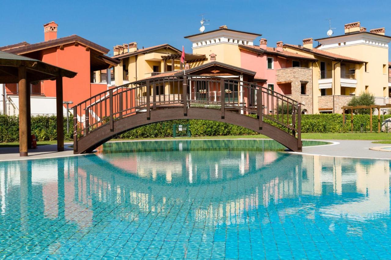 Ferienwohnung Lucy Sirmione Exterior foto