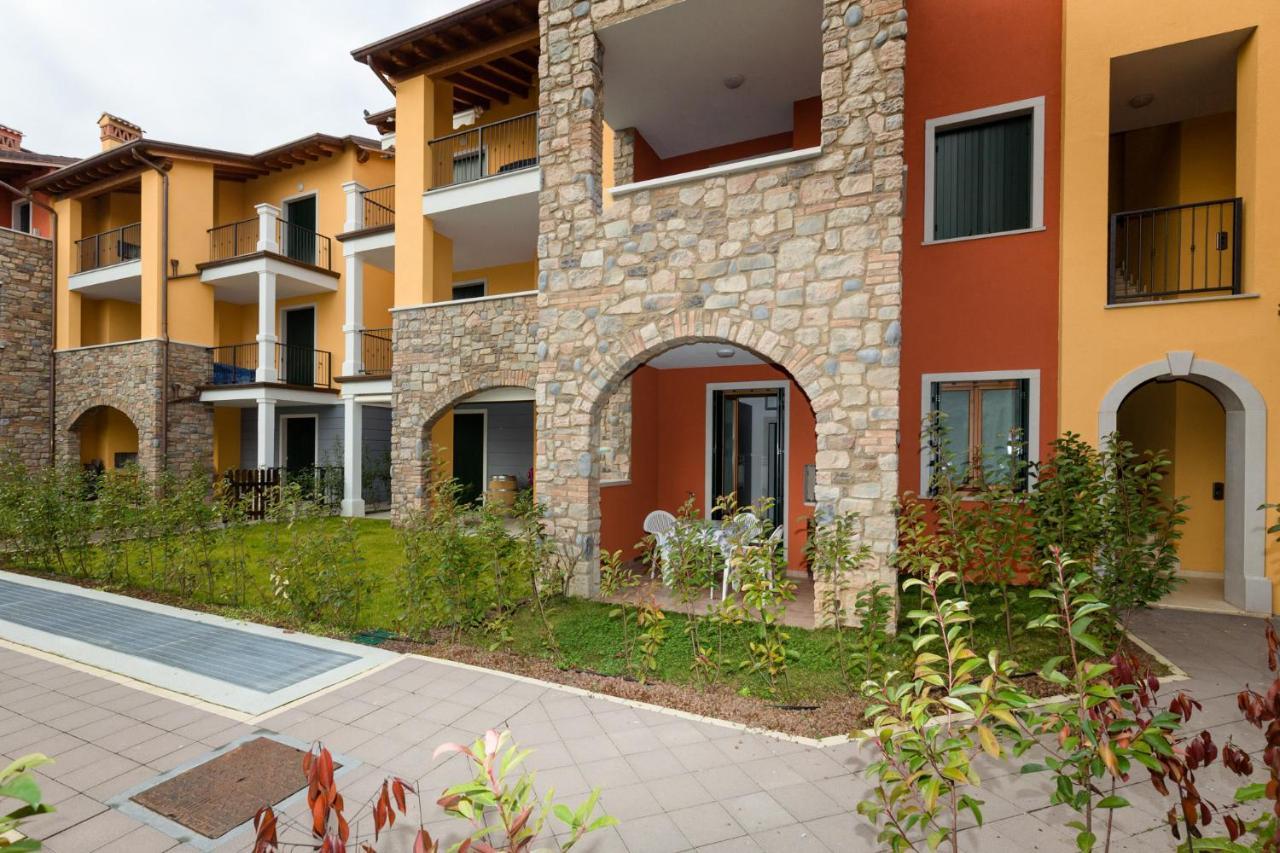 Ferienwohnung Lucy Sirmione Exterior foto