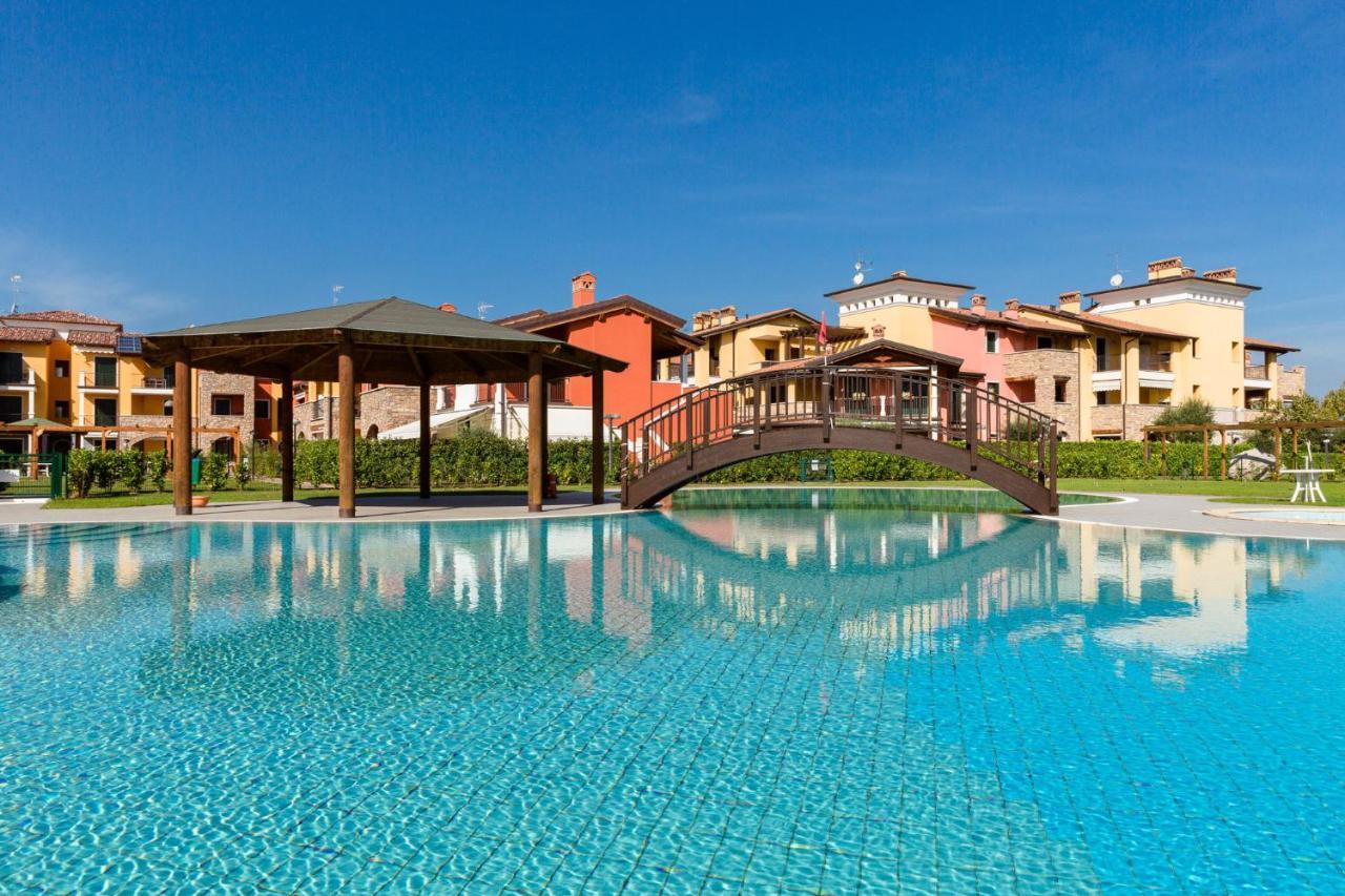 Ferienwohnung Lucy Sirmione Exterior foto