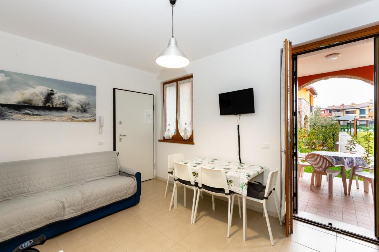 Ferienwohnung Lucy Sirmione Exterior foto