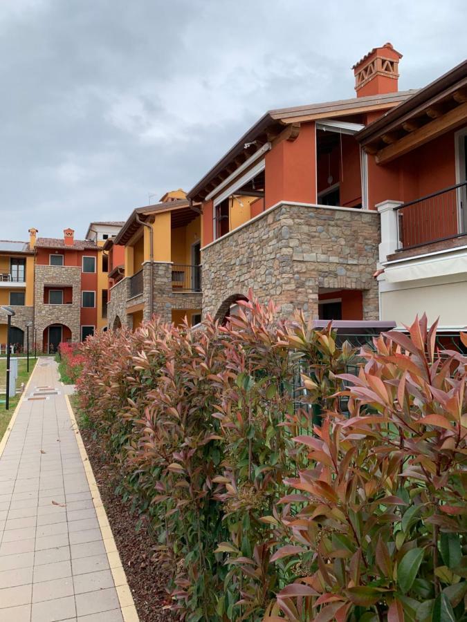 Ferienwohnung Lucy Sirmione Exterior foto