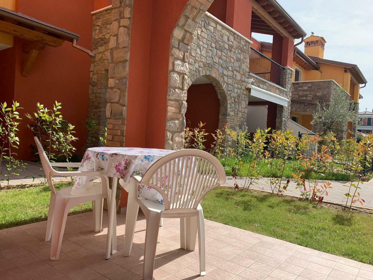 Ferienwohnung Lucy Sirmione Exterior foto
