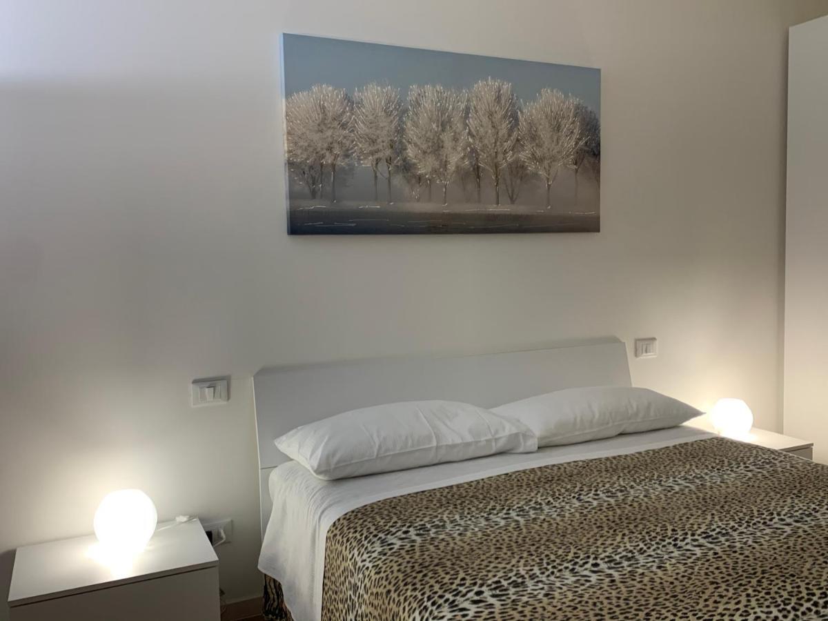 Ferienwohnung Lucy Sirmione Exterior foto